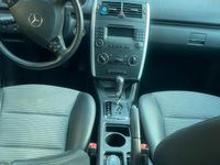 Usata Mercedes A200 109 CV (80 kW) 2008 Nero Utilitaria