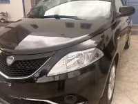 Usata Lancia Ypsilon 80 CV (58 kW) 2016 Nero Utilitaria