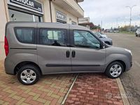 Usata Opel Combo 90 CV (66 kW) 2016 Grigio Monovolume
