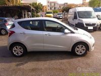 Usata Hyundai i10 67 CV (49 kW) 2016 Grigio Utilitaria