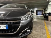 Usata Peugeot 208 Allure 82 CV (60 kW) 2017 Grigio Utilitaria