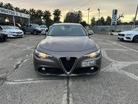 Usata Alfa Romeo Giulia 150 CV (110 kW) 2017 Grigio Berlina