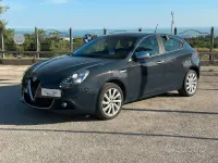 Usata Alfa Romeo Giulietta Super 120 CV (88 kW) 2019 Marrone Utilitaria
