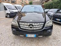 Usata Mercedes ML320 224 CV (164 kW) 2006 Nero SUV