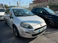 Usata Fiat Punto Lounge 69 CV (50 kW) 2013 Grigio Utilitaria