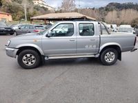 Usata Nissan Navara 103 CV (75 kW) 2001 Grigio Pick-up