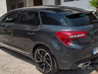 Usata DS Automobiles DS5 Sport Chic 181 CV (133 kW) 2015 Grigio Utilitaria