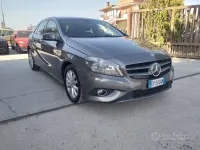 Usata Mercedes A200 Executive 136 CV (100 kW) 2013 Grigio Utilitaria