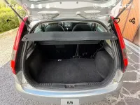 Usata Ford Fiesta 80 CV (58 kW) 2004 Grigio Utilitaria
