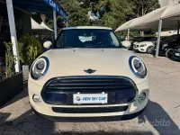 Usata Mini Cooper D Business 116 CV (85 kW) 2016 Bianco Utilitaria