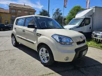 Usata Kia Soul 125 CV (91 kW) 2011 Beige SUV
