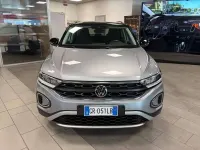 Usata VW T-Roc Sportline 110 CV (80 kW) 2023 Pyrit silver / tetto nero SUV