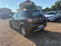 Usata Dacia Sandero Prestige 90 CV (66 kW) 2014 Nero Berlina