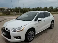 Usata DS Automobiles DS4 Chic 111 CV (81 kW) 2012 Bianco Coupé