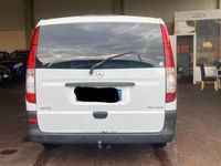 usata Mercedes Vito 2.2CC 95cv 9 POSTI AUTOVETTURA