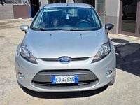 Usata Ford Fiesta Business Edition 82 CV (60 kW) 2011 Argento Utilitaria