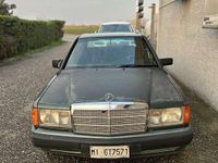 Usata Mercedes 190 109 CV (80 kW) 1991 Verde Berlina