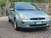 Usata Ford Focus 100 CV (73 kW) 2001 Verde Station wagon