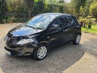Usata Lancia Ypsilon 69 CV (50 kW) 2014 Nero Utilitaria