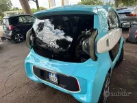 Usata XEV Yoyo 7 kW (10 CV) 2022 Blu Utilitaria