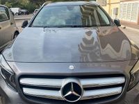 Usata Mercedes GLA180 109 CV (80 kW) 2016 Grigio SUV