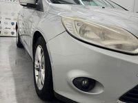 Usata Ford Focus 115 CV (84 kW) 2012 Grigio Station wagon
