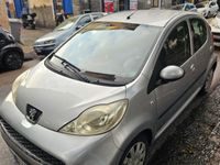 usata Peugeot 107 cambio automatico