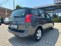 Usata Peugeot 5008 Active 114 CV (83 kW) 2013 Grgio scuro Monovolume