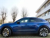 Usata Porsche Macan 144 kW (197 CV) 2024 Blu genziana SUV
