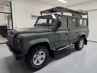 Usata Land Rover Defender SE 122 CV (89 kW) 2008 Verde SUV