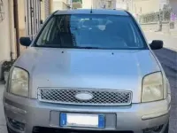 Usata Ford Fusion 68 CV (50 kW) 2005 Utilitaria