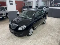 Usata Lancia Ypsilon 75 CV (55 kW) 2011 Nero Utilitaria