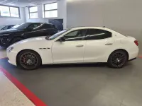 Usata Maserati Ghibli 250 CV (183 kW) 2016 Bianco Berlina