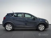 Usata Renault Captur Equilibre 94 CV (69 kW) 2023 Blu SUV