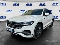 Usata VW Touareg Elegance 286 CV (210 kW) 2022 Bianco SUV