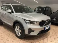Usata Volvo XC40 129 CV (94 kW) 2023 Silver down met. SUV