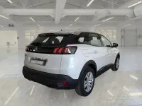 Usata Peugeot 3008 Active 131 CV (96 kW) 2022 Bianco SUV