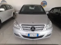 Usata Mercedes B200 140 CV (102 kW) 2010 Monovolume