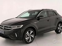 Usata VW T-Roc R-line 116 CV (85 kW) 2023 Nero SUV
