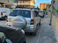 Usata Toyota RAV4 116 CV (85 kW) 2004 Grigio SUV