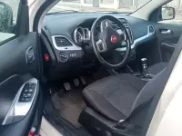 Käytetty Fiat Freemont 170 HP (125 kW) 2013 Valkoinen Katumaasturi