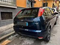 Usata Ford Focus 100 CV (73 kW) 2003 Blu Berlina