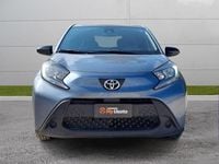 Usata Toyota Aygo X Active 98 CV (72 kW) 2025 Persian salt metallic SUV