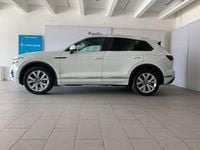Usata VW Touareg Elegance 231 CV (169 kW) 2023 0q bianco puro SUV
