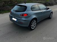 Usata Alfa Romeo 147 140 CV (102 kW) 2003 Blu Utilitaria