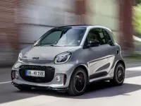 Usata Smart ForTwo Coupé Pulse 60 kW (82 CV) 2022 Bianco Utilitaria
