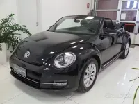 Usata VW Beetle Design 105 CV (77 kW) 2015 Nero Utilitaria