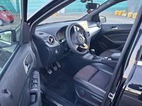 Usata Mercedes B180 Premium 109 CV (80 kW) 2016 Monovolume