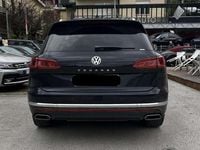 Usata VW Touareg 231 CV (169 kW) 2020 Blu SUV