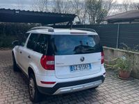 Käytetty Skoda Yeti 110 HP (80 kW) 2015 Valkoinen Katumaasturi